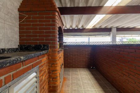 Casa à venda com 373m², 3 quartos e 8 vagas Casa à venda com 373m², 3 quartos e 8 vagasVaranda