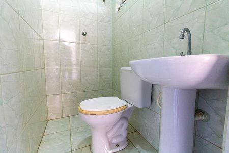 Casa à venda com 373m², 3 quartos e 8 vagas Casa à venda com 373m², 3 quartos e 8 vagasLavabo 2