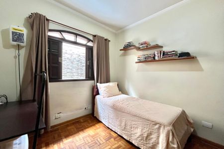 Casa à venda com 185m², 3 quartos e sem vagaQuarto 2