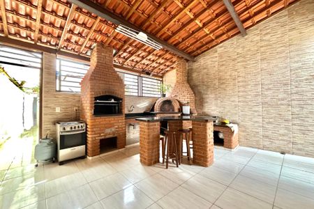 Casa à venda com 185m², 3 quartos e sem vagaChurrasqueira