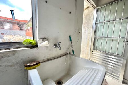 Casa à venda com 185m², 3 quartos e sem vagaÁrea de Serviço