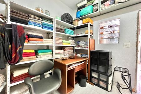 Casa à venda com 185m², 3 quartos e sem vagaQuarto de Serviço 2 