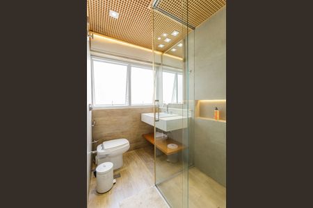 Apartamento para alugar com 90m², 2 quartos e 1 vaga Apartamento para alugar com 90m², 2 quartos e 1 vagaBanheiro da Suíte