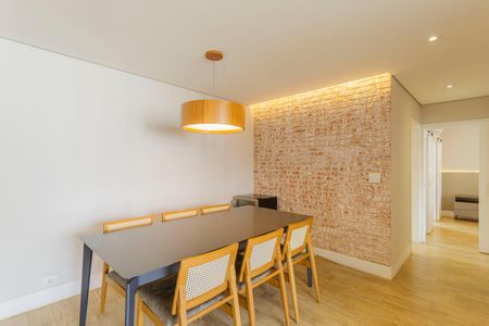 Apartamento para alugar com 90m², 2 quartos e 1 vaga Apartamento para alugar com 90m², 2 quartos e 1 vagaSala