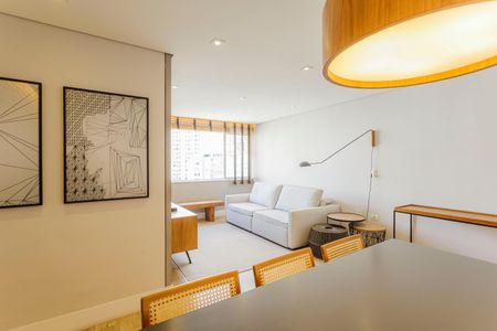 Apartamento para alugar com 90m², 2 quartos e 1 vaga Apartamento para alugar com 90m², 2 quartos e 1 vagaSala