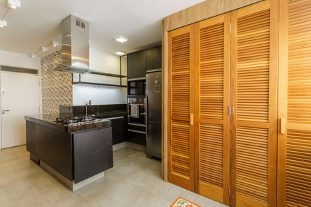 Apartamento para alugar com 90m², 2 quartos e 1 vaga Apartamento para alugar com 90m², 2 quartos e 1 vagaCozinha