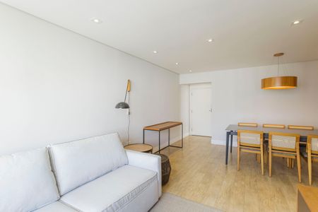 Apartamento para alugar com 90m², 2 quartos e 1 vaga Apartamento para alugar com 90m², 2 quartos e 1 vagaSala