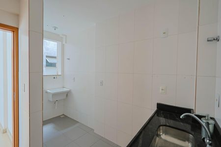 Apartamento à venda com 54m², 2 quartos e 2 vagasCozinha e Área de Serviço