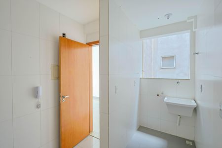 Apartamento à venda com 54m², 2 quartos e 2 vagasCozinha e Área de Serviço