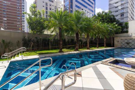 Studio à venda com 28m², 1 quarto e sem vagaÁrea comum - Piscina