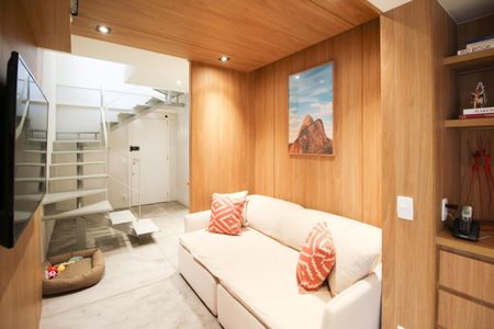 Apartamento à venda com 135m², 2 quartos e 2 vagasSala de TV