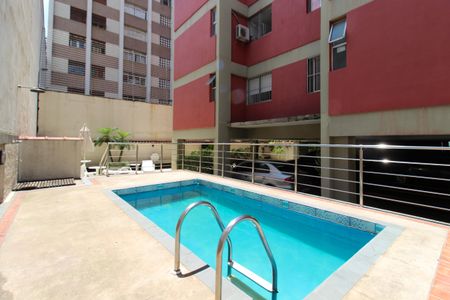 Apartamento à venda com 135m², 2 quartos e 2 vagasÁrea comum - Piscina