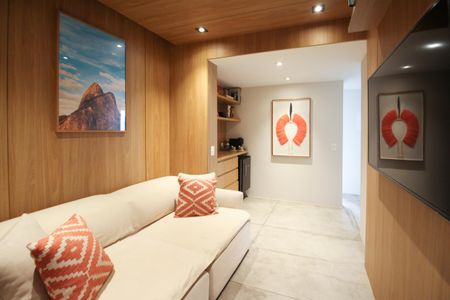 Apartamento à venda com 135m², 2 quartos e 2 vagasSala de TV