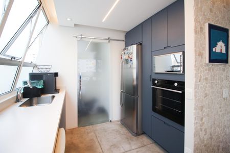 Apartamento à venda com 135m², 2 quartos e 2 vagasCozinha