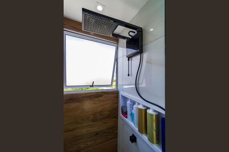 Apartamento para alugar com 48m², 2 quartos e sem vagaBanheiro