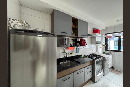 Apartamento à venda com 50m², 2 quartos e 1 vagaCozinha e Área de Serviço