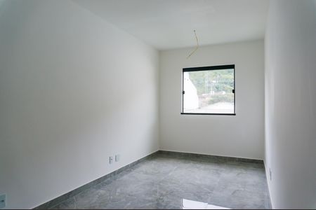 Casa à venda com 140m², 4 quartos e 2 vagas Casa à venda com 140m², 4 quartos e 2 vagasQuarto 1