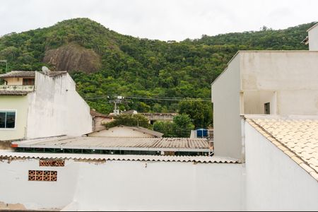 Casa à venda com 140m², 4 quartos e 2 vagas Casa à venda com 140m², 4 quartos e 2 vagasVista do Quarto 2