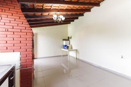 Casa à venda com 154m², 3 quartos e 1 vagaChurrasqueira