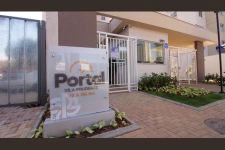 Apartamento para alugar com 34m², 2 quartos e sem vagaFachada e Placa
