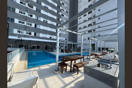 Apartamento para alugar com 46m², 2 quartos e 1 vagaÁrea comum - Piscina