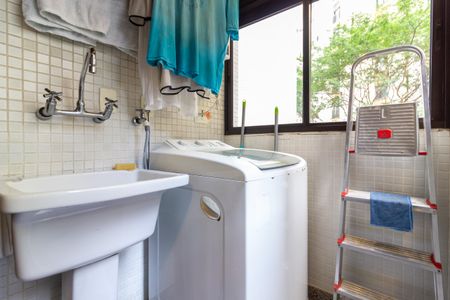 Apartamento à venda com 50m², 1 quarto e 1 vaga Apartamento à venda com 50m², 1 quarto e 1 vagaÁrea de Serviço