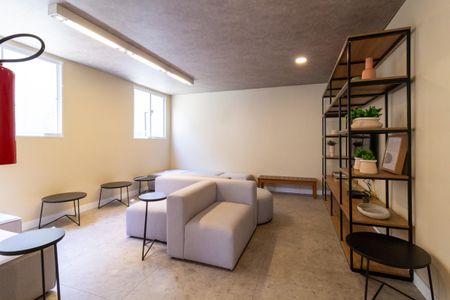 Apartamento à venda com 24m², 1 quarto e sem vaga Apartamento à venda com 24m², 1 quarto e sem vagaÁrea comum - Salão de Festas
