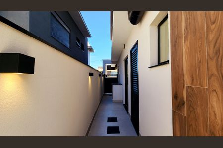 Casa de condomínio para alugar com 200m², 4 quartos e 2 vagas Casa de condomínio para alugar com 200m², 4 quartos e 2 vagasQuintal