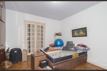 Casa à venda com 200m², 4 quartos e 2 vagas Casa à venda com 200m², 4 quartos e 2 vagasQuarto 1