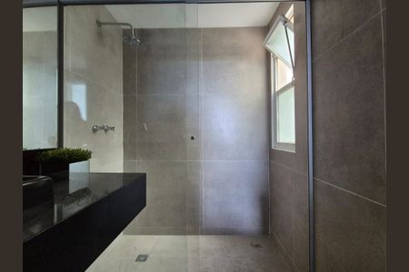 Apartamento à venda com 110m², 2 quartos e 1 vagaBanheiro da Suíte