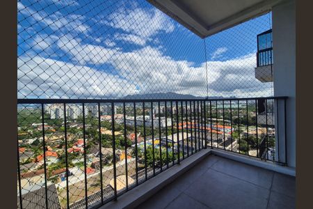 Apartamento à venda com 110m², 2 quartos e 1 vagaVaranda