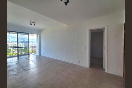 Apartamento à venda com 110m², 2 quartos e 1 vagaSala