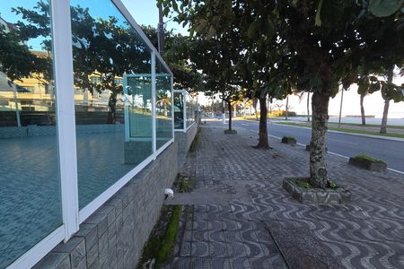 Studio para alugar com 48m², 1 quarto e 1 vaga Studio para alugar com 48m², 1 quarto e 1 vagaFachada