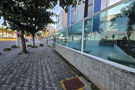 Studio para alugar com 48m², 1 quarto e 1 vaga Studio para alugar com 48m², 1 quarto e 1 vagaFachada