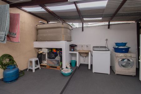 Casa à venda com 118m², 3 quartos e 1 vaga Casa à venda com 118m², 3 quartos e 1 vagaÁrea de Serviço