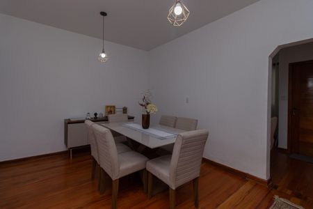 Casa à venda com 118m², 3 quartos e 1 vaga Casa à venda com 118m², 3 quartos e 1 vagaSala de Jantar