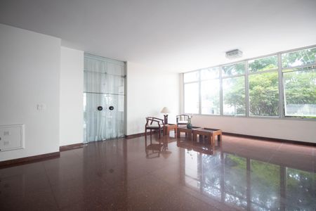 Apartamento à venda com 74m², 2 quartos e 1 vaga Apartamento à venda com 74m², 2 quartos e 1 vagaÁrea comum