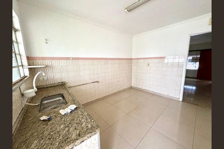 Casa à venda com 250m², 4 quartos e 4 vagas Casa à venda com 250m², 4 quartos e 4 vagasCozinha - casa 1