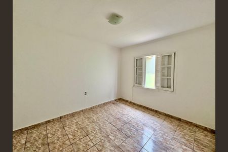 Casa à venda com 250m², 4 quartos e 4 vagas Casa à venda com 250m², 4 quartos e 4 vagasQuarto - casa 1