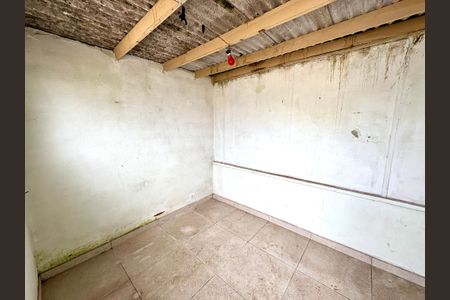 Casa à venda com 250m², 4 quartos e 4 vagas Casa à venda com 250m², 4 quartos e 4 vagasDepósito - casa 1