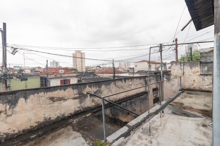 Casa à venda com 42m², 1 quarto e sem vagaQuintal