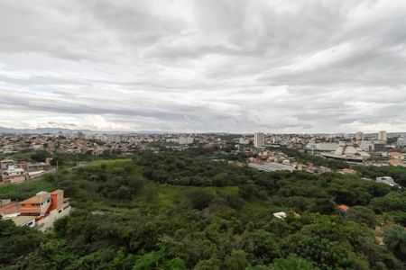 Apartamento à venda com 43m², 2 quartos e 1 vagaQuarto 2 - Vista