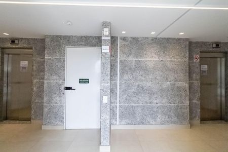 Apartamento à venda com 43m², 2 quartos e 1 vagaHall social