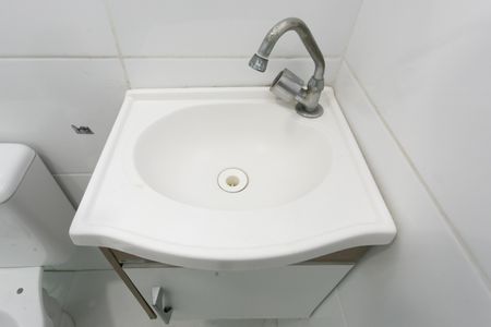 Casa à venda com 240m², 1 quarto e 2 vagasBanheiro - Detalhe