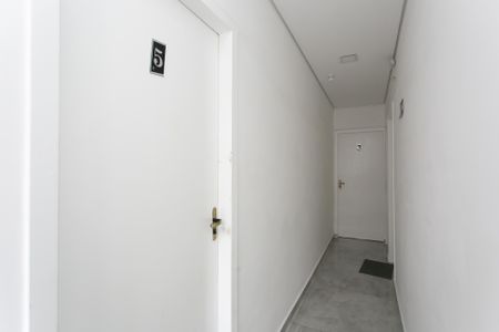 Casa à venda com 240m², 1 quarto e 2 vagasCorredor