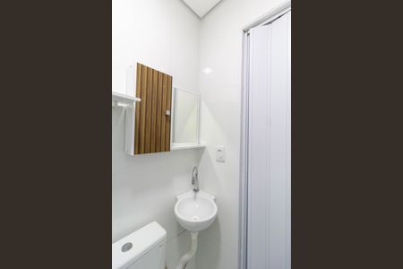 Casa à venda com 240m², 8 quartos e 2 vagasBanheiro 2