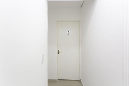 Casa à venda com 240m², 1 quarto e 2 vagasCorredor