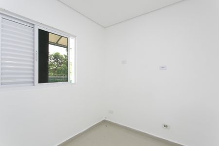 Quarto de casa à venda com 1 quarto, 240m² em Jardim Lajeado, São Paulo
