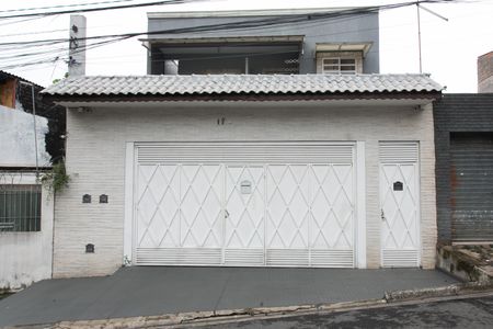 Casa à venda com 240m², 1 quarto e 2 vagasFachada