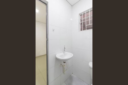 Casa à venda com 240m², 8 quartos e 2 vagasBanheiro 1